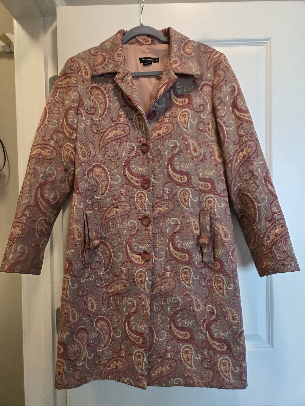 Womyn Vintage Paisley Tapestry Long Coat Size 10 Made in USA